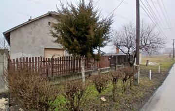 Eladó családi ház