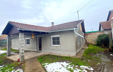Eladó családi ház