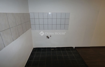 Kiadó iroda/üzlethelyiség