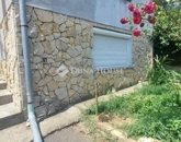 Eladó családi ház Pécs 31 900 000 Ft