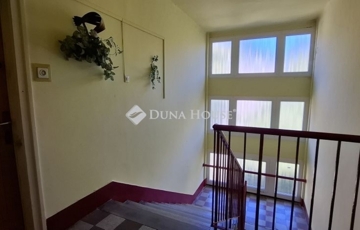 Eladó lakás