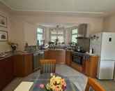 Eladó családi ház Szekszárd 94 900 000 Ft