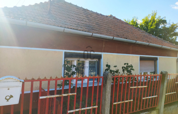 Eladó családi ház