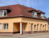 Eladó családi ház Győr 99 000 000 Ft