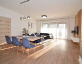 Eladó családi ház Abda 148 000 000 Ft