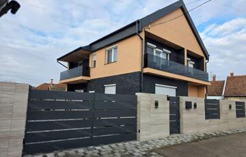 Eladó családi ház