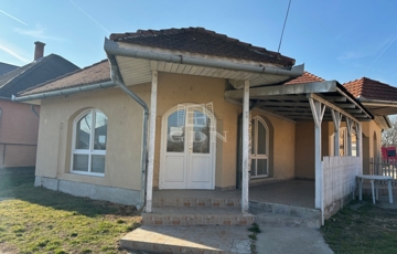 Eladó iroda/üzlethelyiség