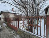 Eladó családi ház Fegyverneken!