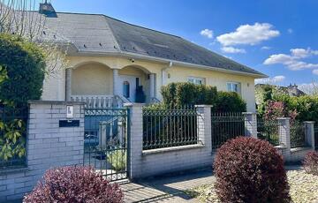 Eladó családi ház