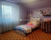 Eladó családi ház Újhartyán 99 900 000 Ft