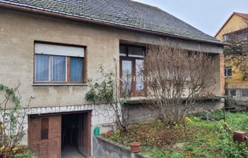 Eladó családi ház