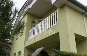 Eladó családi ház