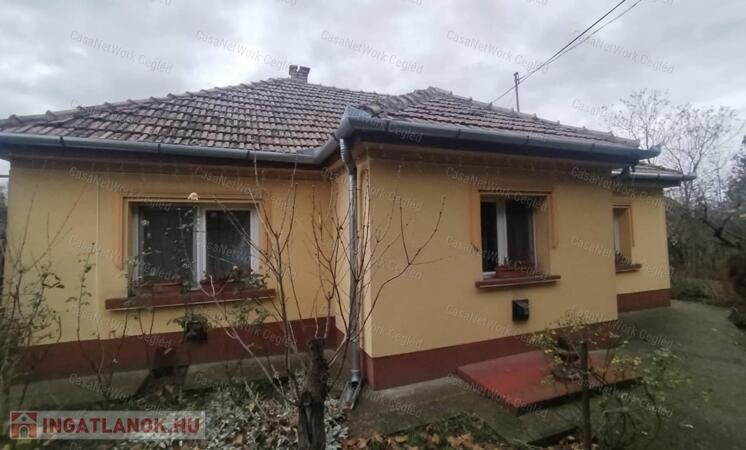 Eladó családi ház Tápiószelén