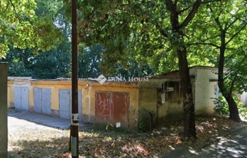 Eladó garázs