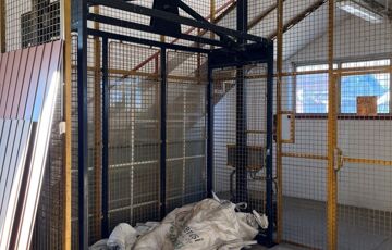 Eladó ipari ingatlan