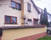 Eladó családi ház Tarján 119 900 000 Ft