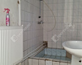 Eladó családi ház Komárom 27 900 000 Ft