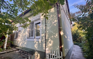 Eladó családi ház