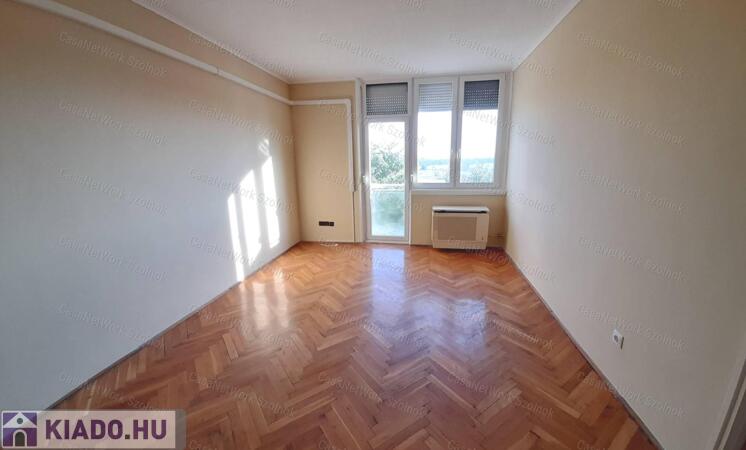 Kiadó lakás Szolnokon a Bimbó úton!                                 