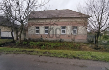 Eladó családi ház