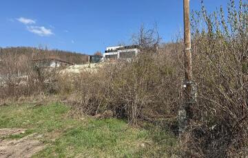 Eladó telek/földterület