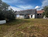 Eladó telek épülettel Nemesgulácson!