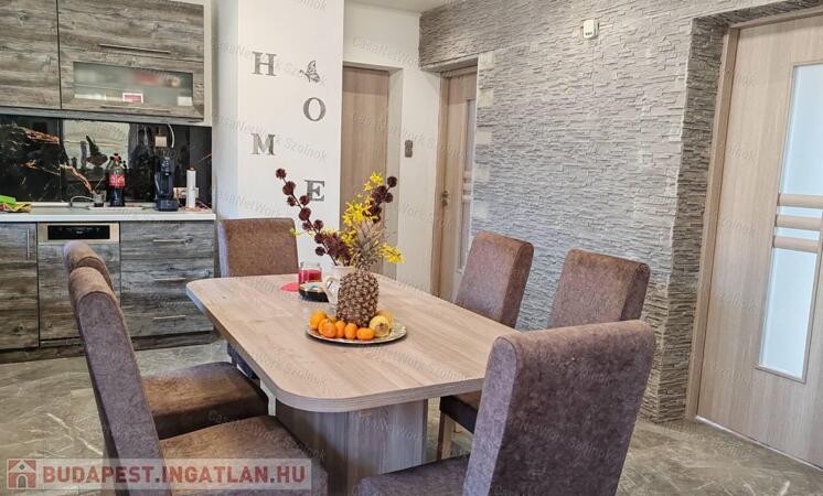 Kengyelen kétszobás családi ház eladó!                                 