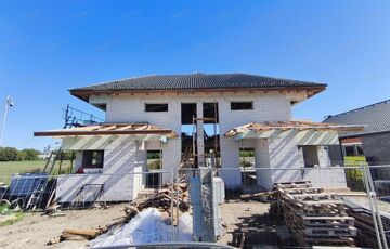 Eladó családi ház