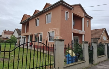 Eladó családi ház