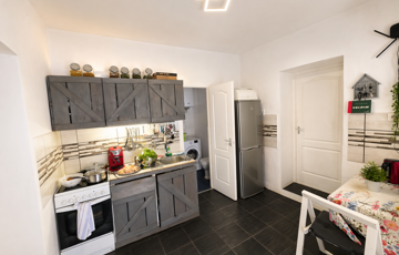 Eladó családi ház