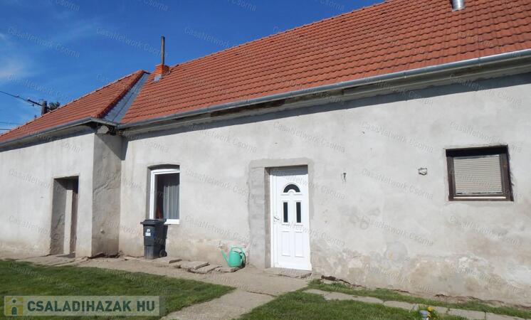 Családi ház eladó                                 