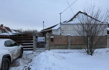 Eladó családi ház