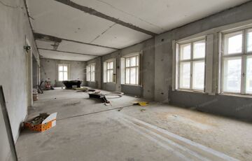 Eladó iroda/üzlethelyiség