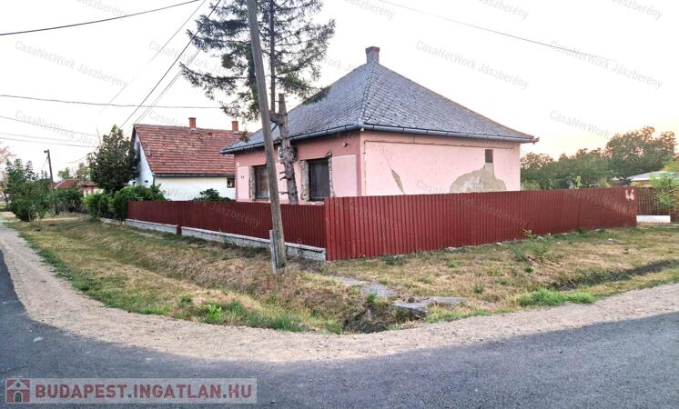 Tarnaörsön, 1079 nm-es telken, 69 nm-es, 2 szobás családi ház eladó!                                 