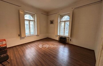 Eladó lakás