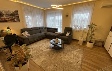 Eladó családi ház