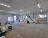 Kiadó ipari ingatlan Székesfehérvár 300 000 Ft