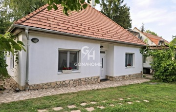 Eladó családi ház