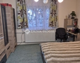 Eladó családi ház Pécs 79 900 000 Ft