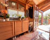 Eladó családi ház Üröm 119 000 000 Ft