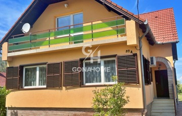 Eladó családi ház