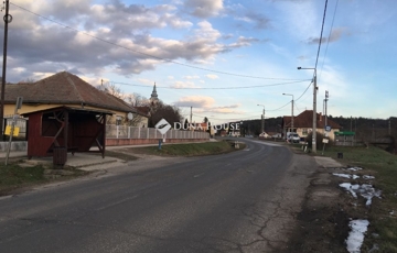 Eladó telek/földterület