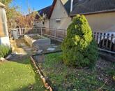 Eladó saját kerttel és garázzsal rendelkező társasházi lakás!