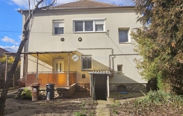 Eladó családi ház