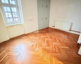 Eladó iroda/üzlethelyiség Tatabánya 194 000 000 Ft