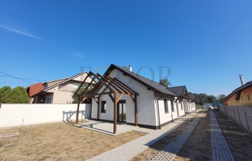 Eladó családi ház