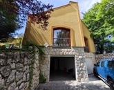 Eladó családi ház Pécs 119 999 999 Ft