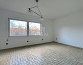 Eladó iroda/üzlethelyiség Budapest XXII. ker 122 900 000 Ft