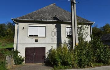 Eladó családi ház