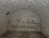 Balaton-felvidéken 6,3 ha birtok, 2 db romos épülettel